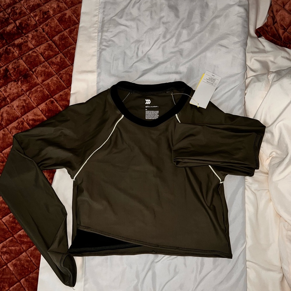 Swimming long sleeve crop top. NWT. Never worn!